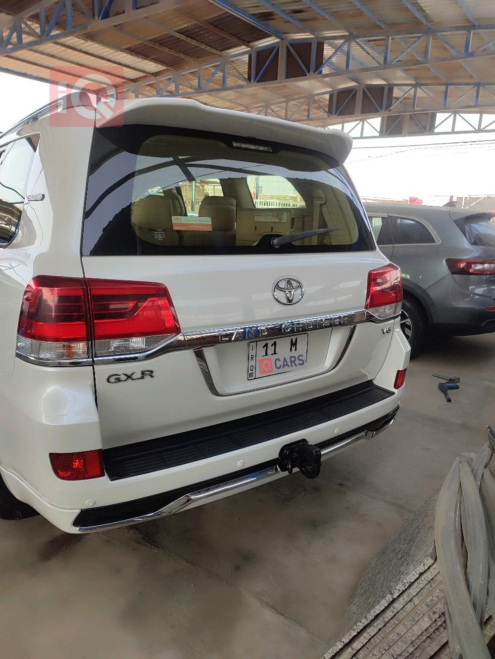 تويوتا لاندكروزر